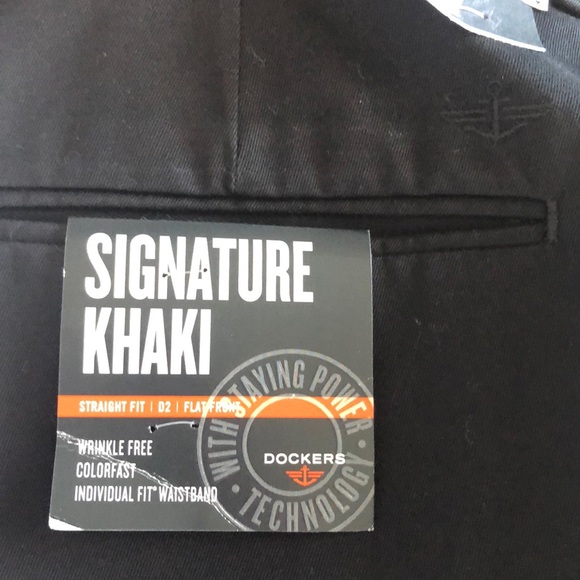 Dockers Men’s Signature Khakis - Picture 5 of 6